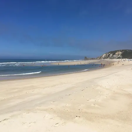 Paredes Da Vitoria - Surf & Sun * פטיאס